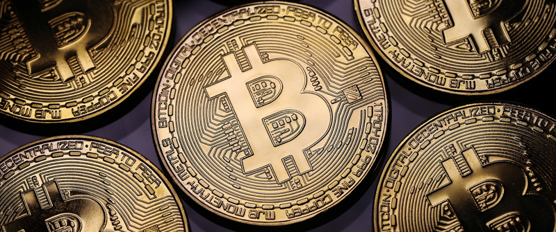 Il valore dei bitcoin è sceso ai livelli minimi da ottobre 2017