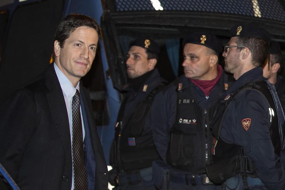 12 persone sono state rinviate a giudizio nell’inchiesta sulla corruzione a Roma