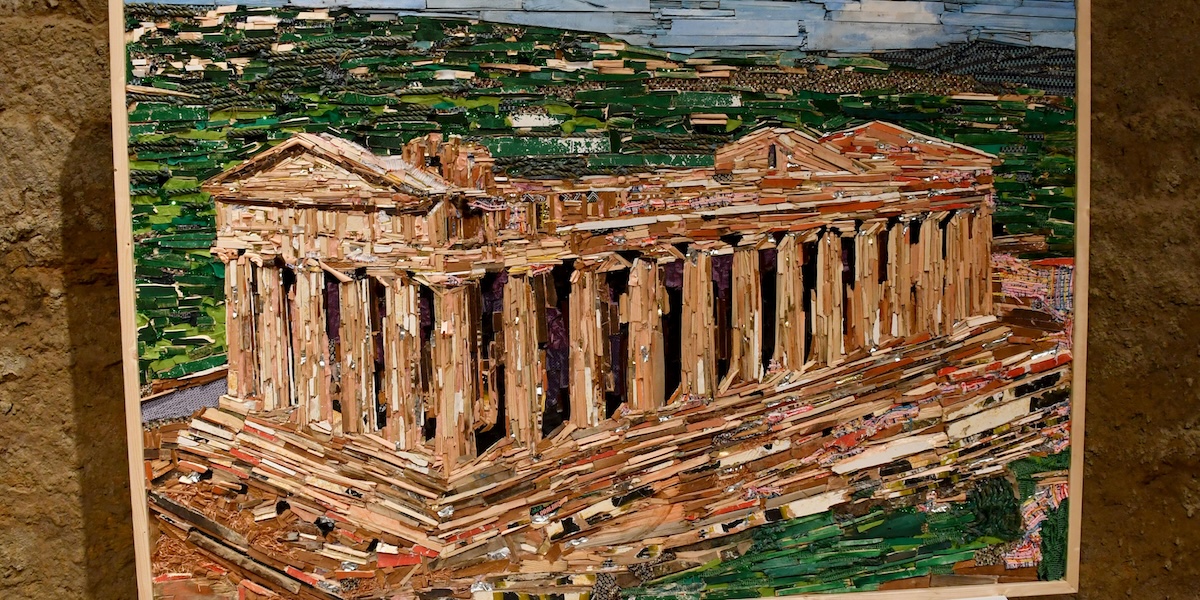 Un quadro del Tempio della Concordia di Agrigento esposto alla mostra inaugurale per l'anno di capitale italiana della cultura (ANSA/ORIETTA SCARDINO)