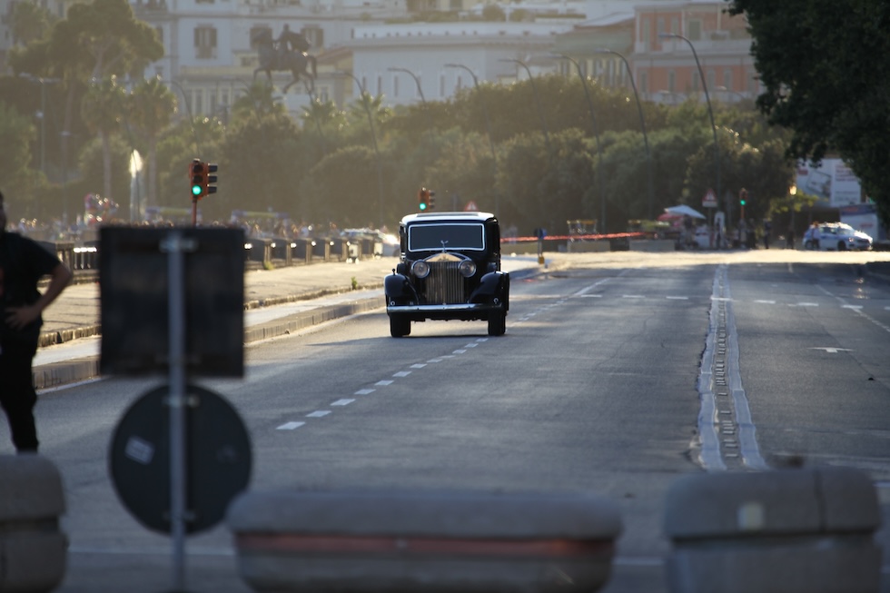 Sul set di <em>È stata la mano di Dio</em>, altro film di Paolo Sorrentino girato a Napoli, agosto 2020 (Salvatore Esposito/Pacific Press via ZUMA/ansa)