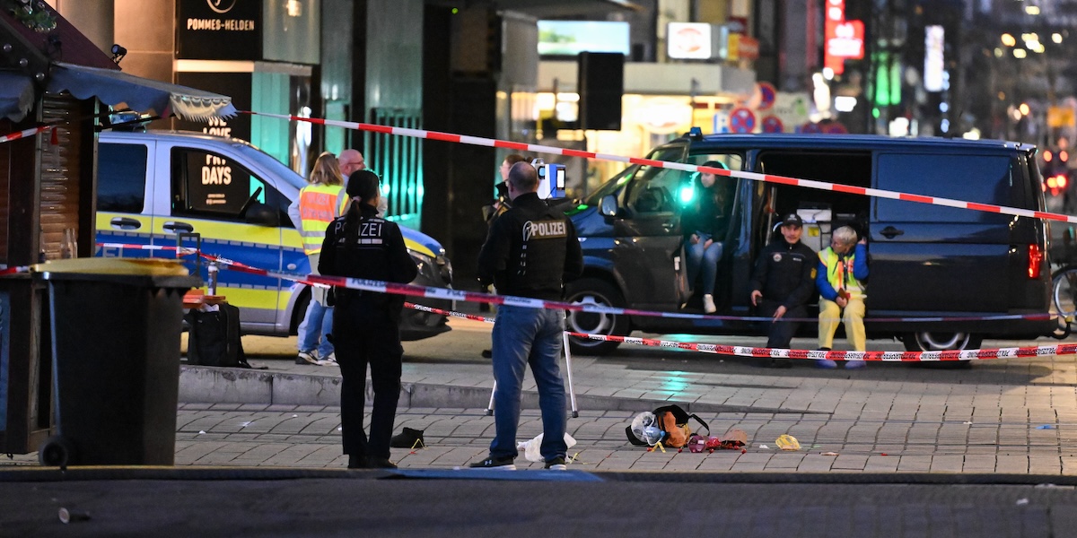 Poliziotti a Mannheim, il 3 marzo 2025 (Florian Wiegand/Getty Images)