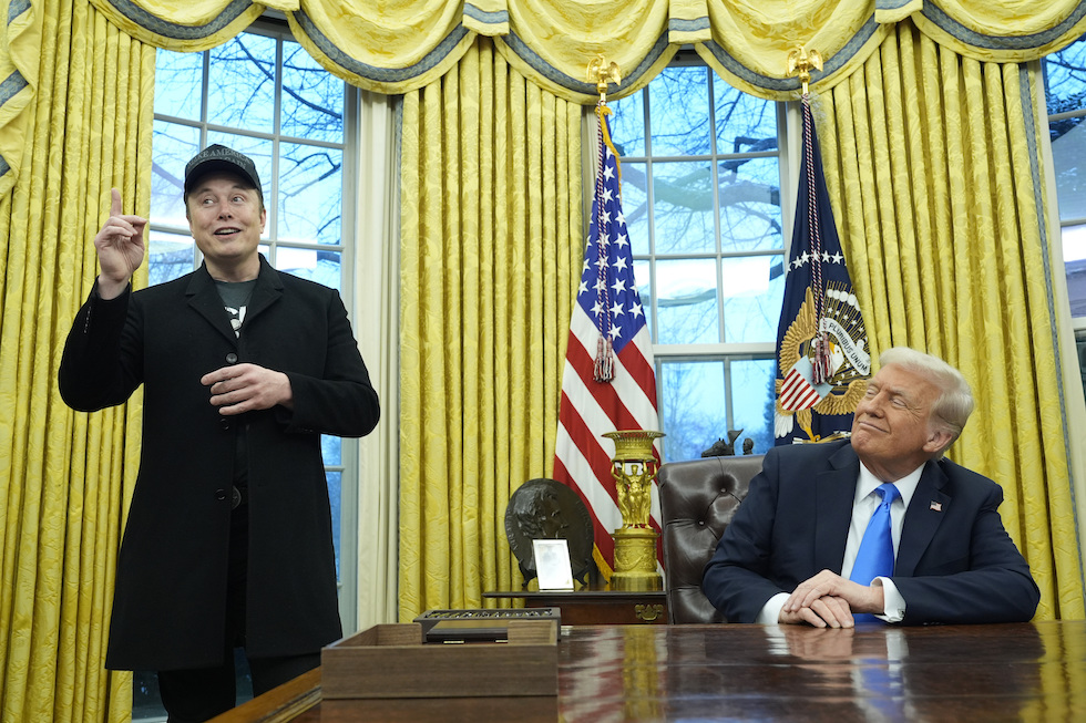 Elon Musk e Donald Trump alla Casa Bianca l'11 febbraio 2025