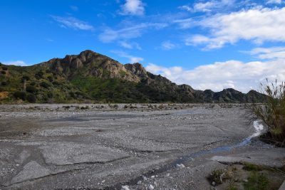 L’alveo del fiume Amendolea, quasi del tutto prosciugato