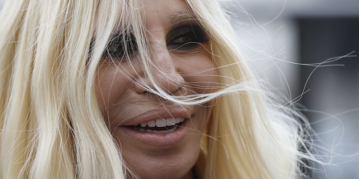 Donatella Versace: la sua eredità nel mondo della moda