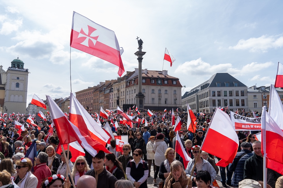 Una manifestazione nazionalista a Varsavia, il 12 aprile