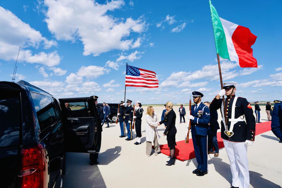 L'arrivo di Giorgia Meloni a Washington, 16 aprile 2025