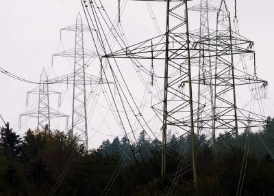 La linea elettrica nei pressi di Brunnen, dove si verificò il guasto, il 29 settembre
