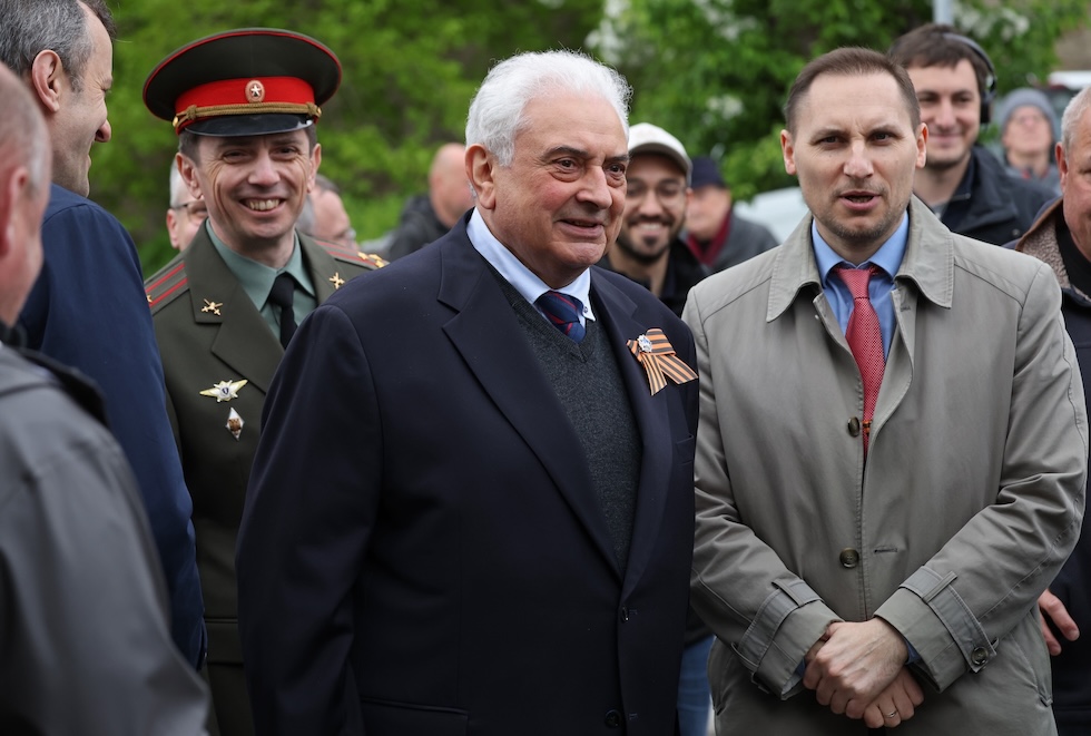 L'ambasciatore russo in Germania, Sergey Nechayev, a una commemorazione, il 25 aprile a Torgau