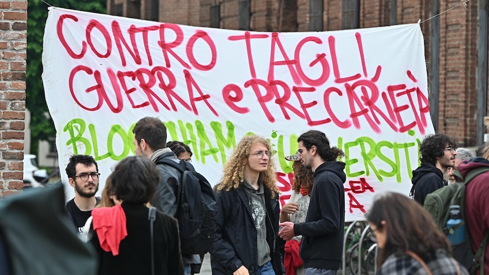 La protesta dei ricercatori a Torino 