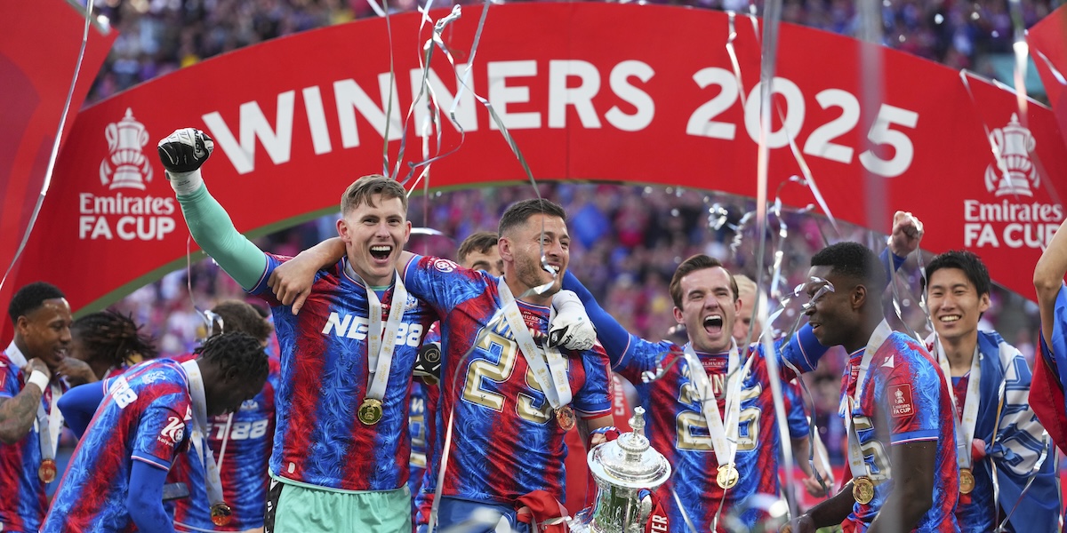 I festeggiamenti dei giocatori del Crystal Palace (AP Photo/Kirsty Wigglesworth)