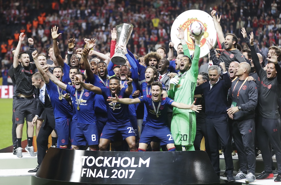 Il Manchester United festeggia l'Europa League nel 2017: è stato l'ultimo trofeo internazionale vinto dalla squadra, 24 maggio 2017 (Nils Petter Nilsson/Getty Images)