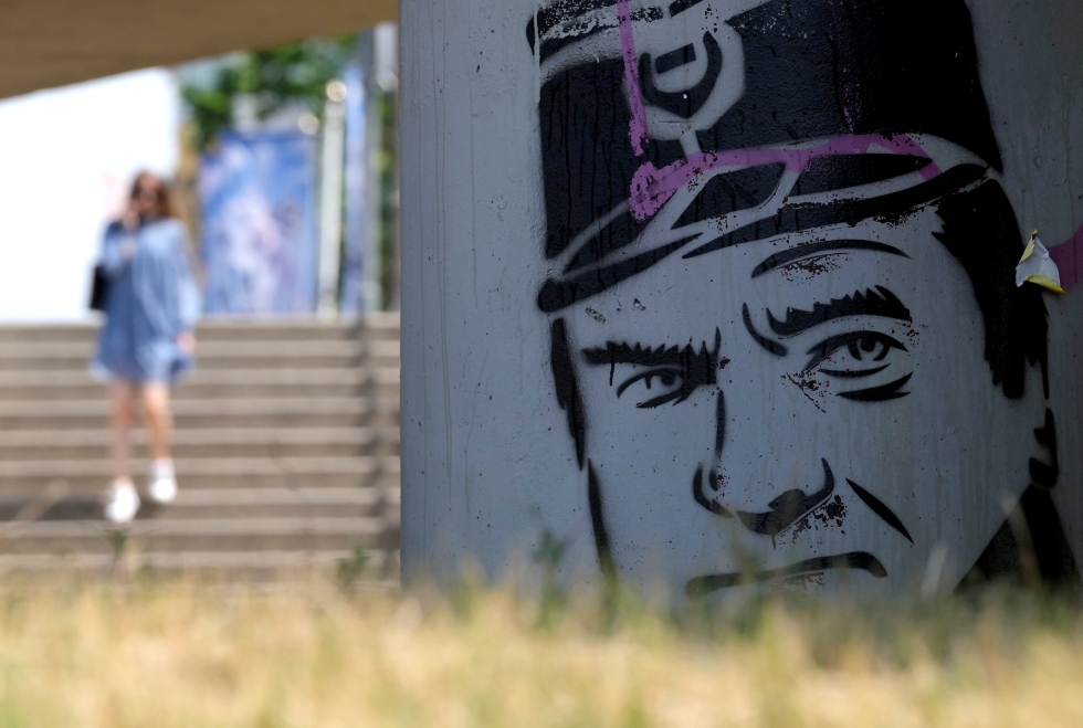 Un murale di Ratko Mladić a Belgrado