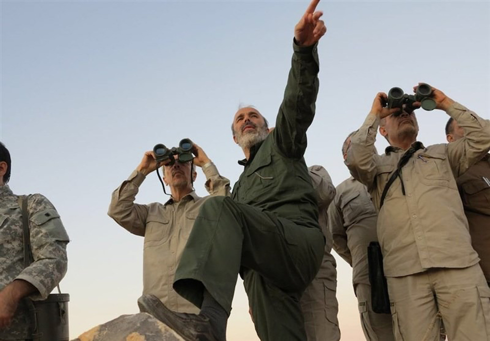 Il capo di stato maggiore dell'esercito iraniano Mohammad Bagheri in una foto del 2017 in Siria 