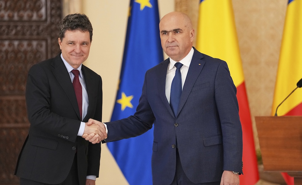 Il nuovo presidente della Romania ha nominato come primo ministro il suo predecessore