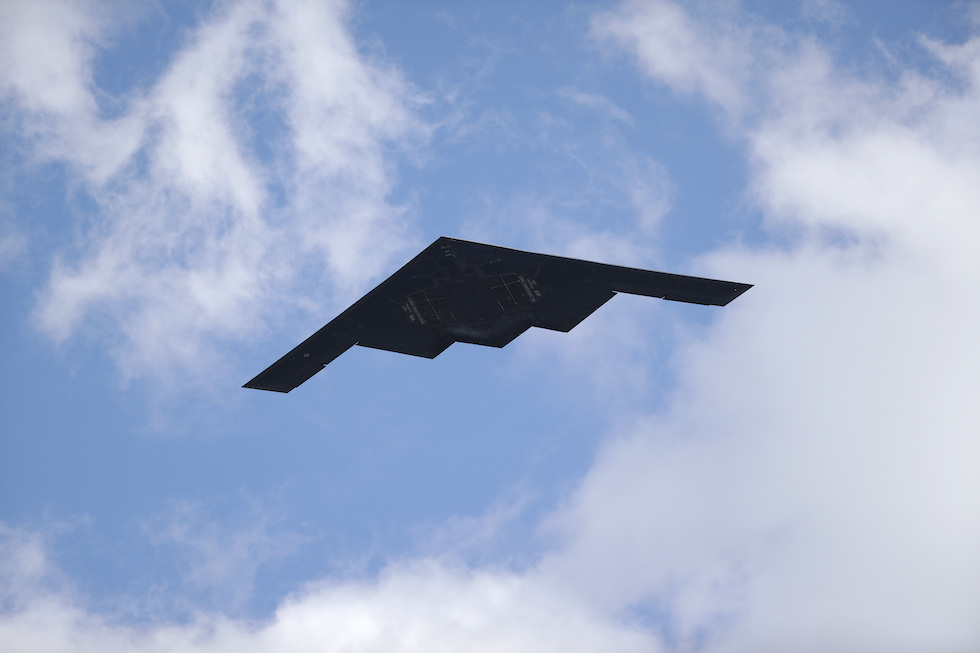 Un B-2 Spirit in volo, in una foto del 2020
