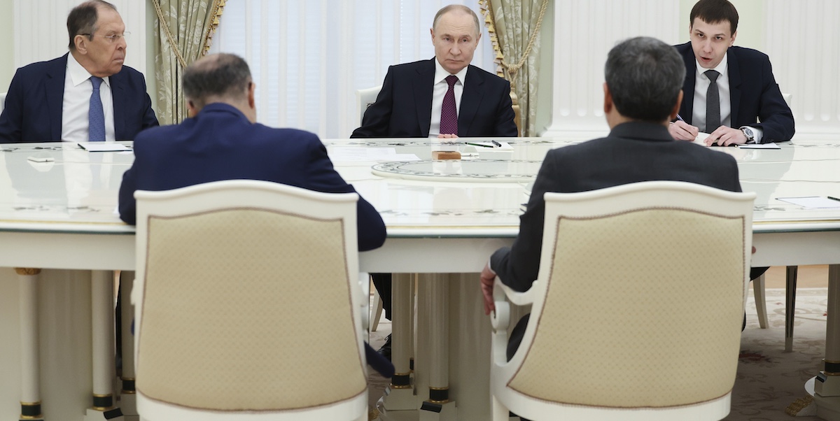 È in corso l’incontro fra il ministro degli Esteri iraniano e Putin