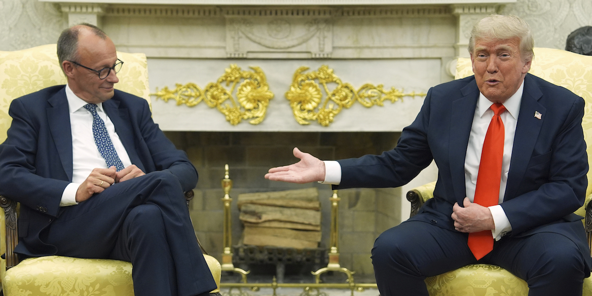 Il nuovo cancelliere tedesco sta con Trump, senza se e senza ma