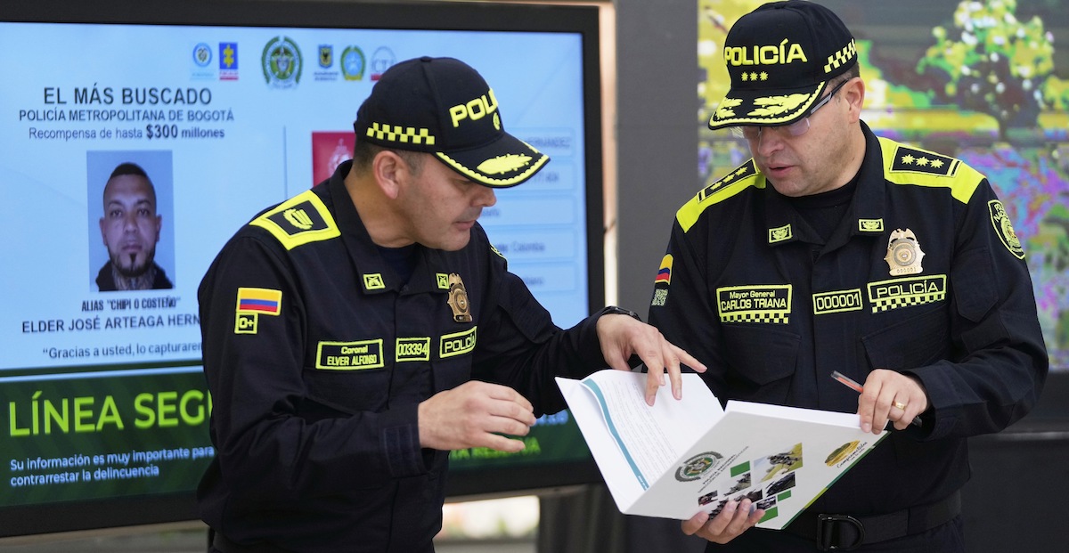 È stato arrestato un uomo sospettato di aver organizzato il tentato omicidio del senatore colombiano Miguel Uribe
