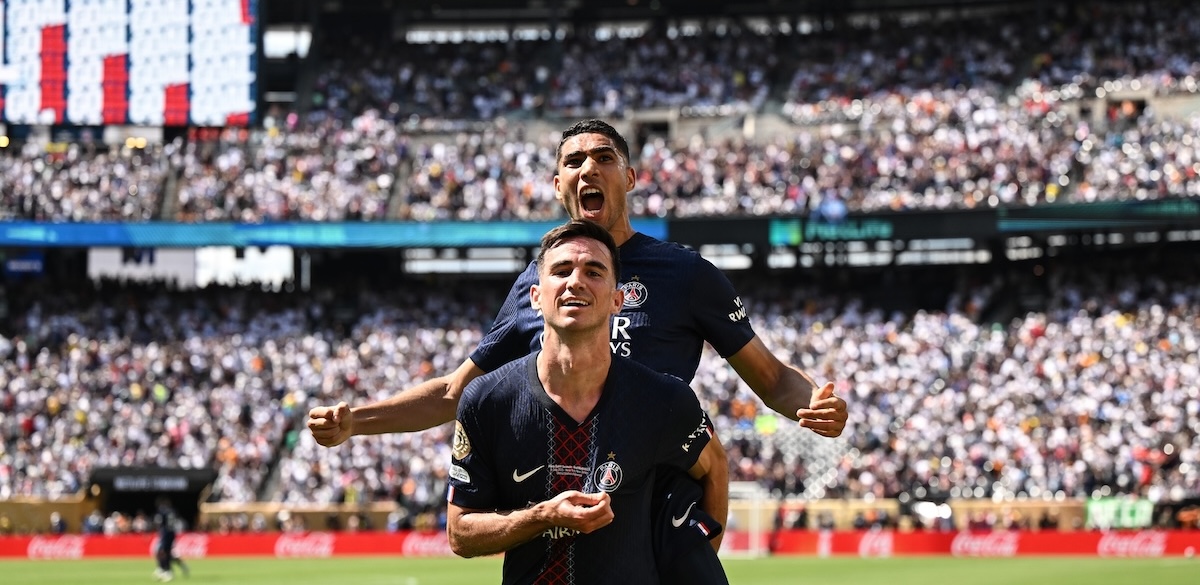 Fabián Ruiz e Achraf Hakimi esultano dopo uno dei gol del Paris Saint-Germain (Image Photo Agency/Getty Images)