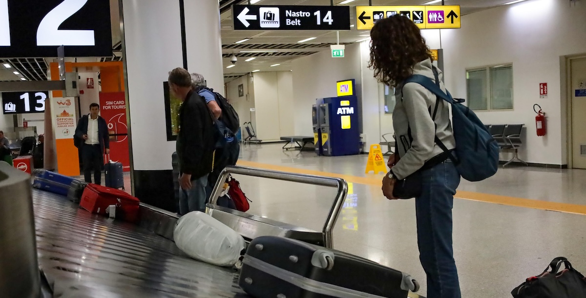 Oggi molti voli potrebbero essere cancellati o in ritardo per via di uno sciopero del personale di terra degli aeroporti