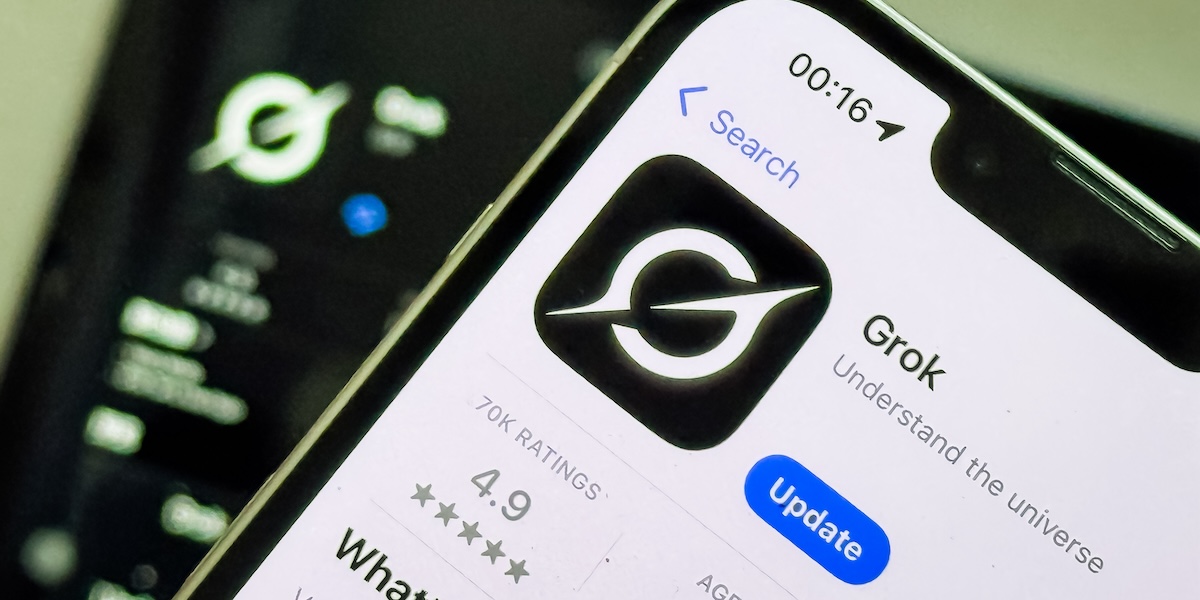 L'applicazione per scaricare Grok in un iPhone