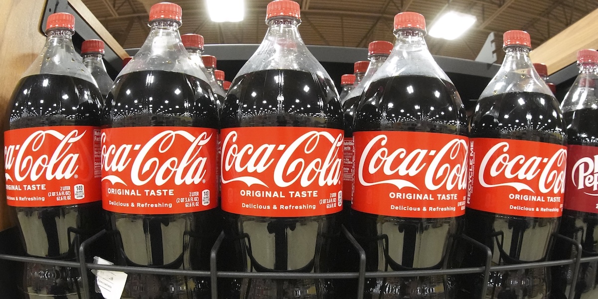 Trump vuole far cambiare la ricetta della Coca-Cola