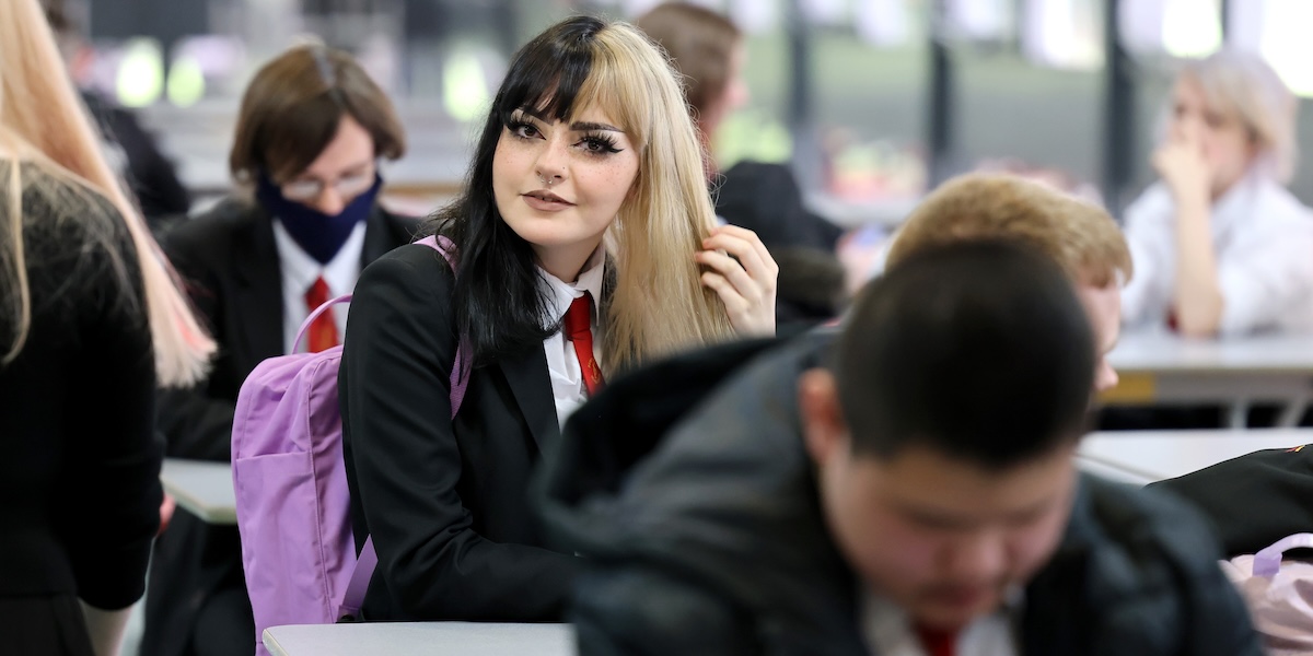 Il governo britannico vuole abbassare l’età per votare a 16 anni