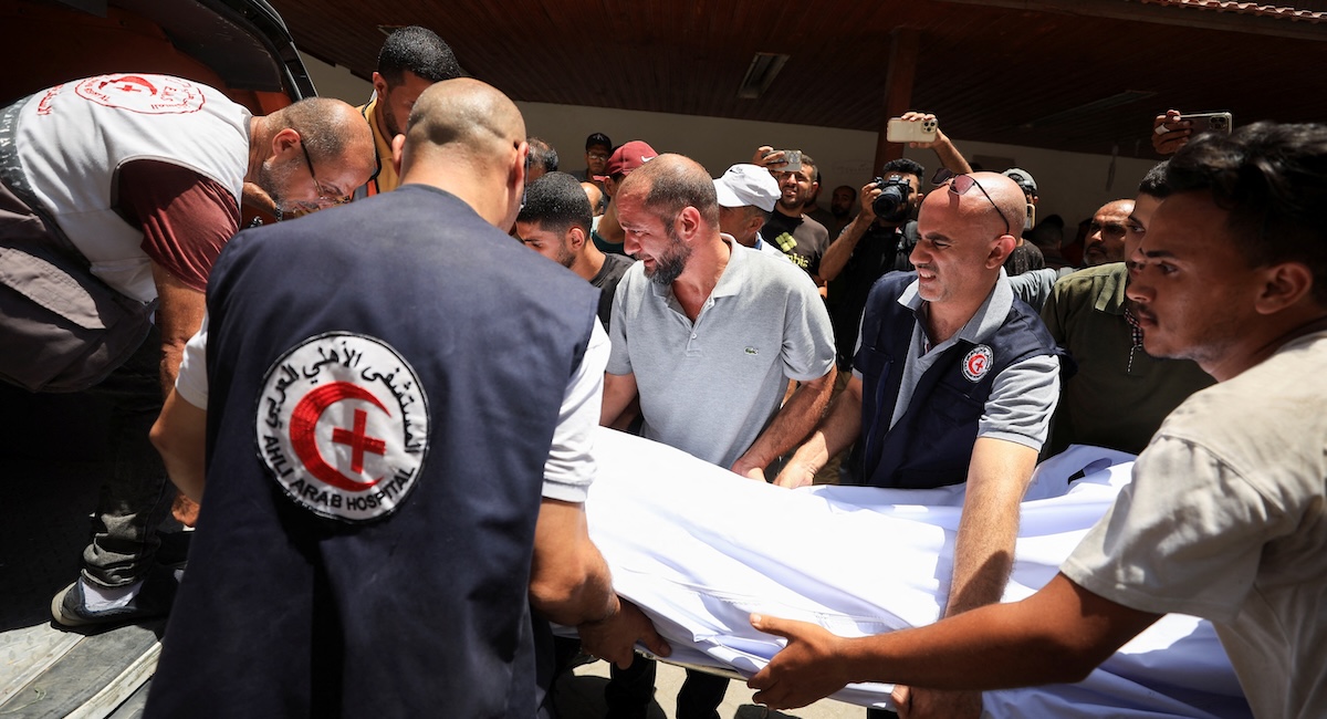 Israele ha attaccato l’unica chiesa cattolica nella Striscia di Gaza