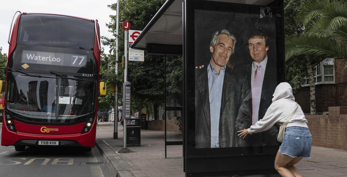 Un giudice federale ha respinto la richiesta dell’amministrazione Trump di pubblicare alcuni degli “Epstein files”