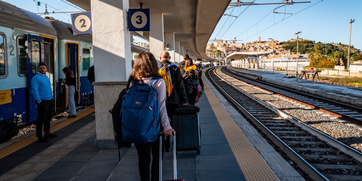 Sono in vendita oggi i biglietti del Sicilia Express estivo, il treno speciale per la Sicilia durante le feste