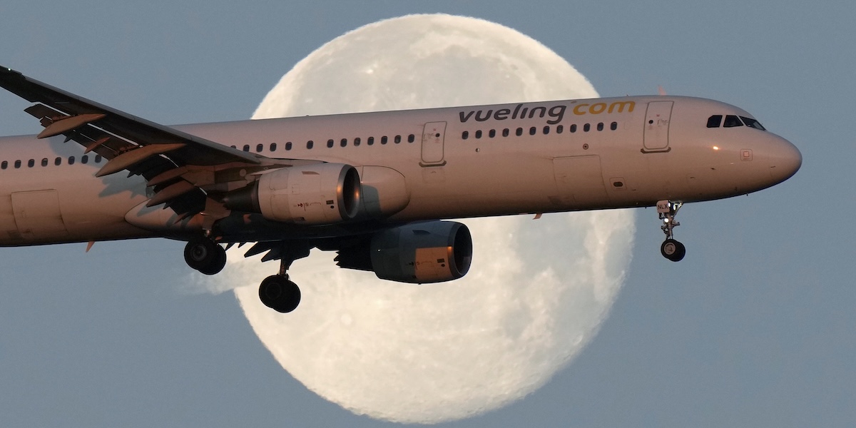 L’organizzazione di un campo estivo per giovani ebrei ha accusato Vueling di antisemitismo