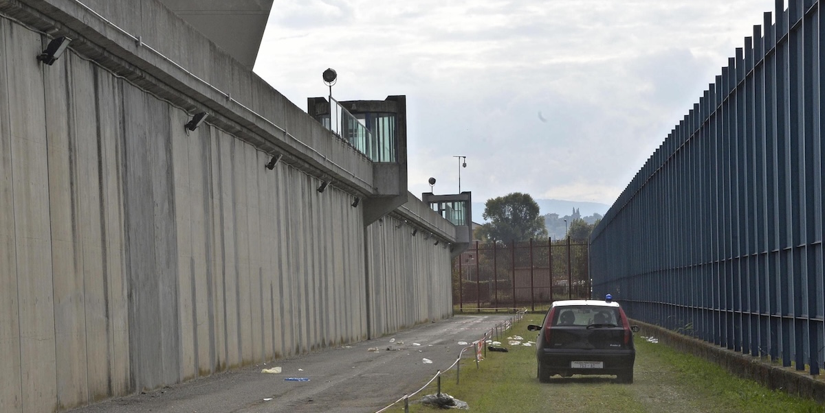 Nel carcere di Sollicciano le cose vanno sempre peggio