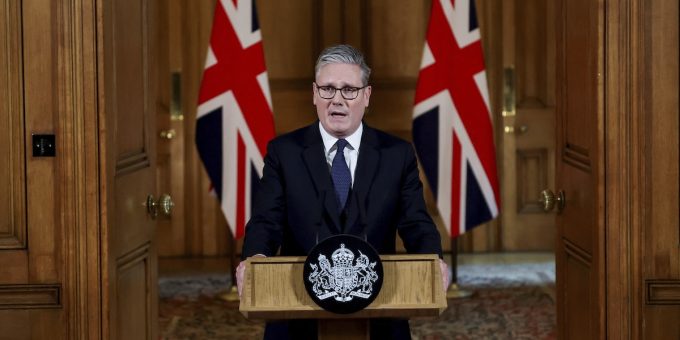 Starmer ha detto che anche il Regno Unito riconoscerà lo stato di Palestina