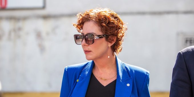 È stata arrestata a Roma la deputata brasiliana Carla Zambelli