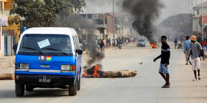 Lo sciopero dei “candongueiros” e le proteste in Angola