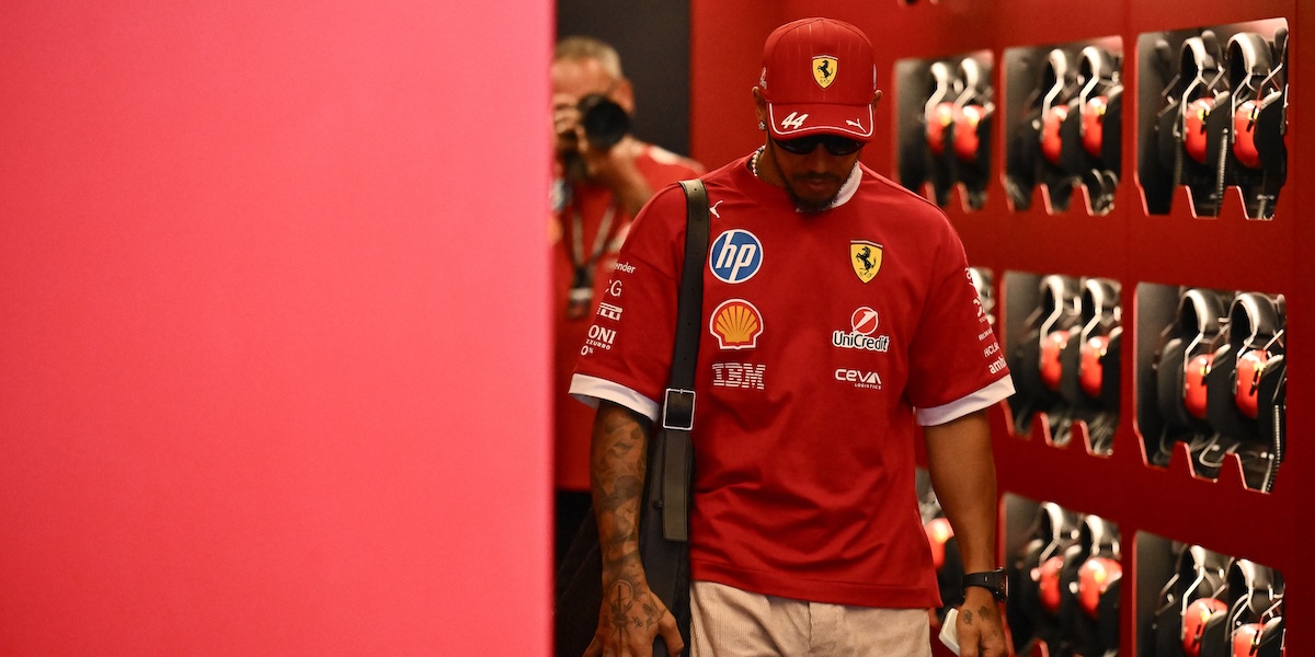 Lewis Hamilton ha detto di sentirsi «completamente inutile»