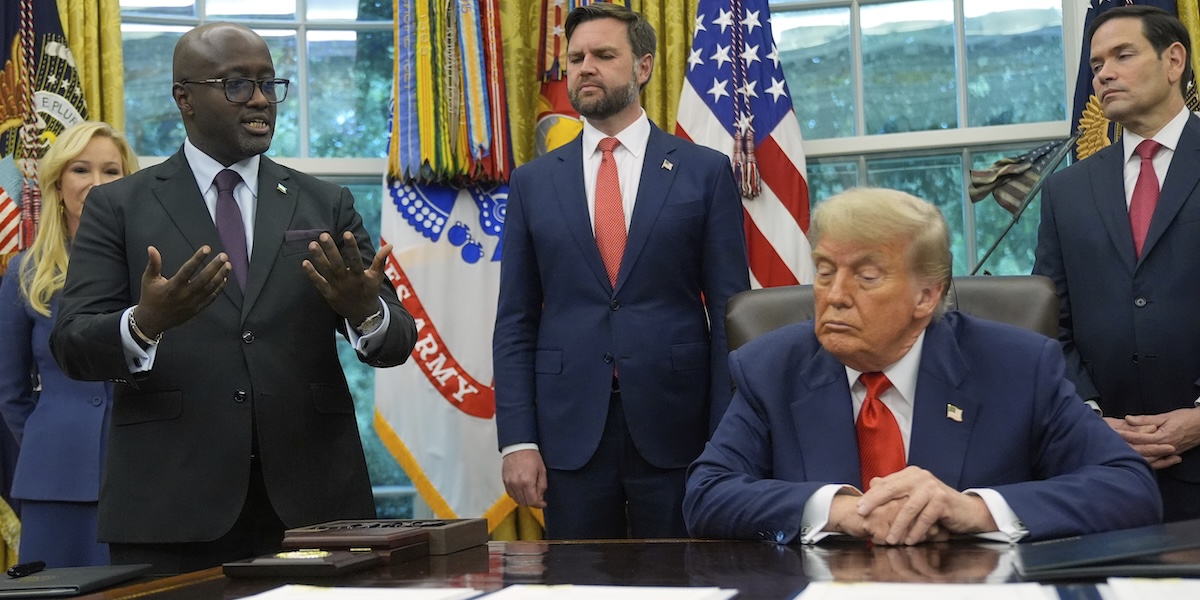 Il Ruanda ha accettato di ricevere 250 persone migranti espulse dagli Stati Uniti