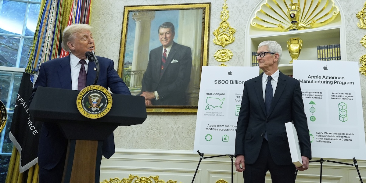 Apple dice che investirà altri 100 miliardi di dollari negli Stati Uniti