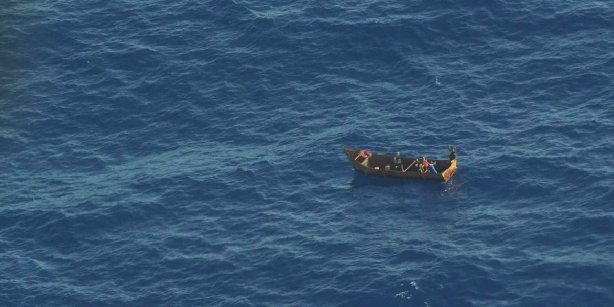 C’è stato un grosso naufragio a Lampedusa, ci sono decine di morti
