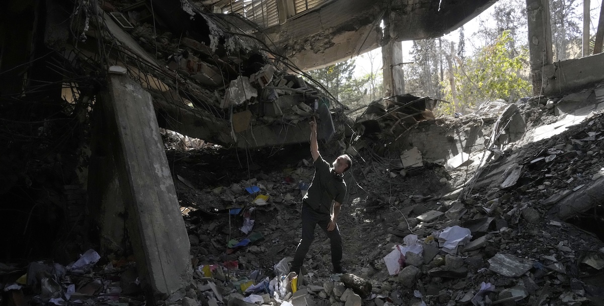 Il rapporto di Human Rights Watch sul bombardamento israeliano contro Evin