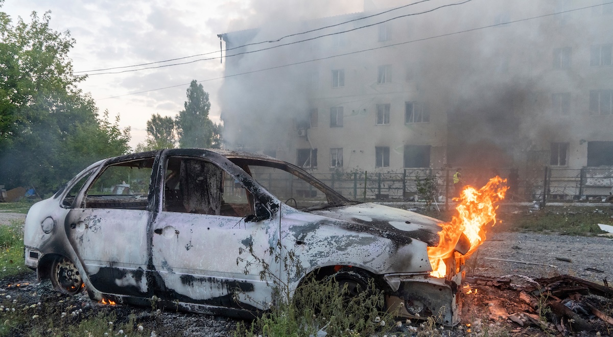 10 persone sono state uccise nei bombardamenti russi su Kharkiv e Zaporizhzhia