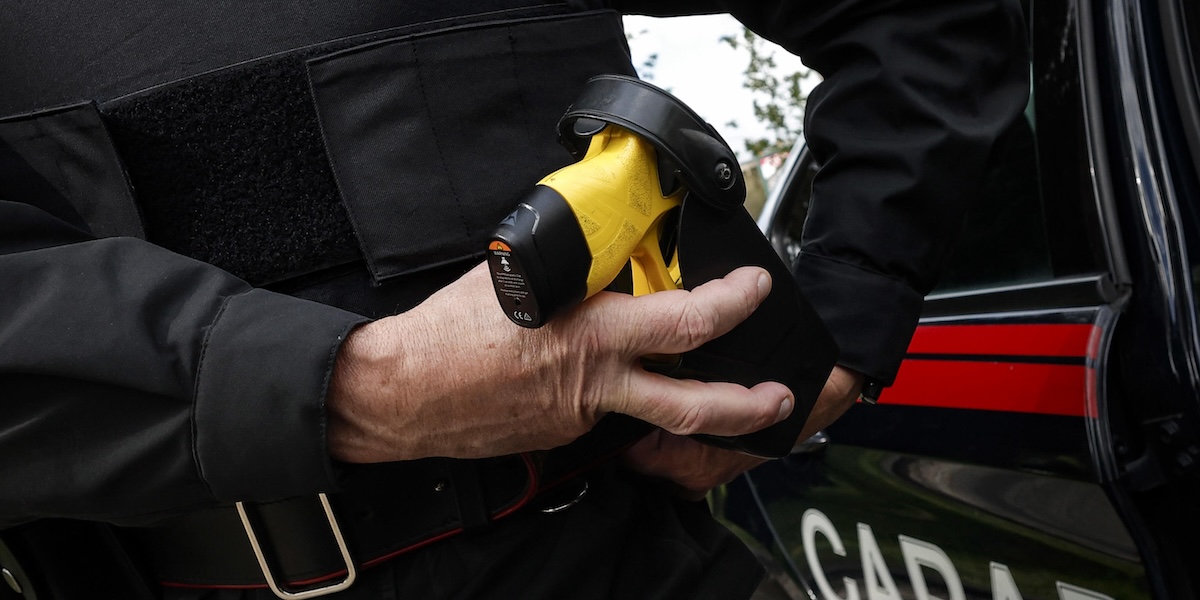 Un altro uomo è morto dopo che i carabinieri lo avevano colpito con un taser, in provincia di Genova