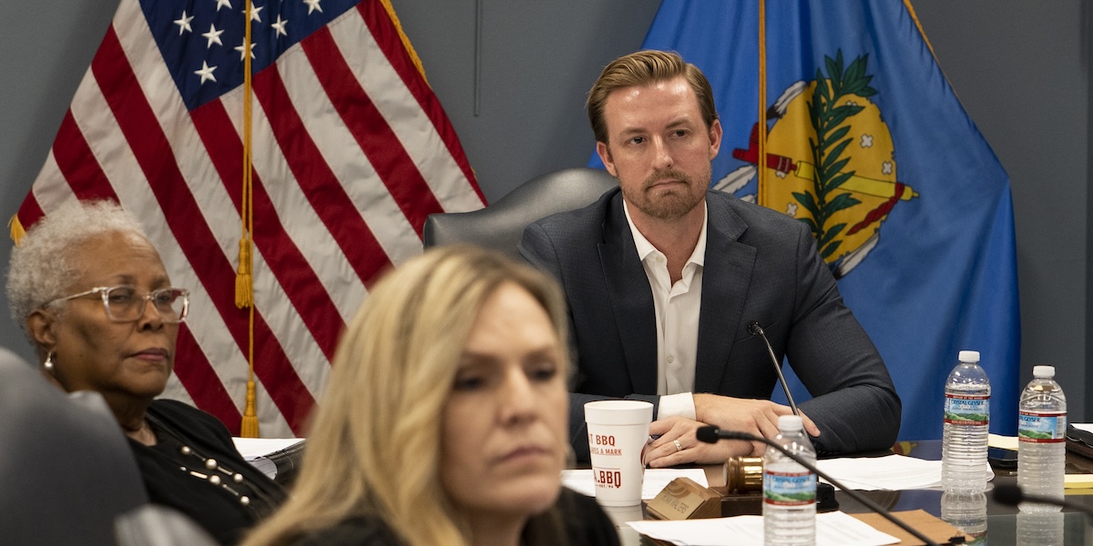 Per insegnare in Oklahoma i docenti della California e di New York dovranno dimostrare di non avere «un’ideologia radicale di sinistra»