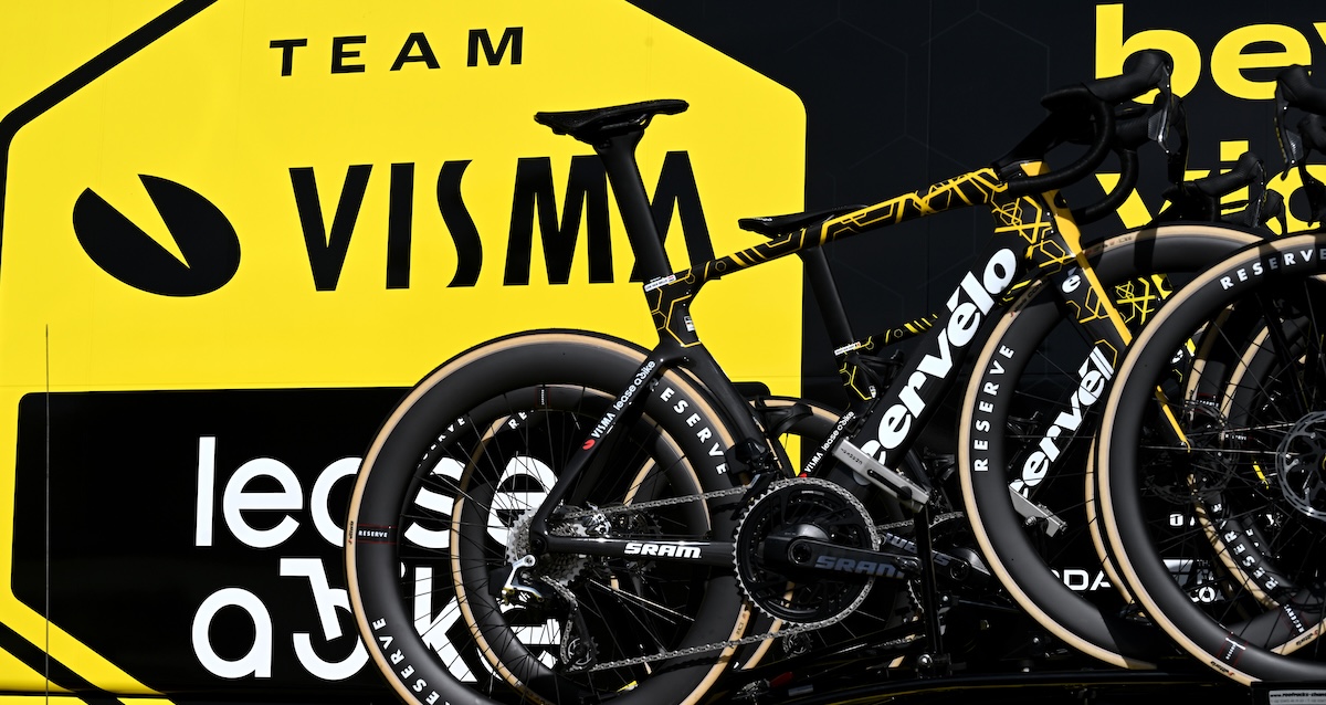 Sono state rubate molte biciclette al Team Visma – Lease a Bike, che sta partecipando in Italia alla Vuelta di Spagna