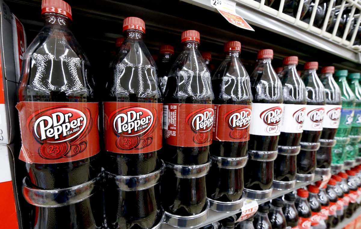 La società statunitense Keurig Dr Pepper comprerà per 15,7 miliardi di euro JDE Peet’s, grossa società nederlandese di caffè
