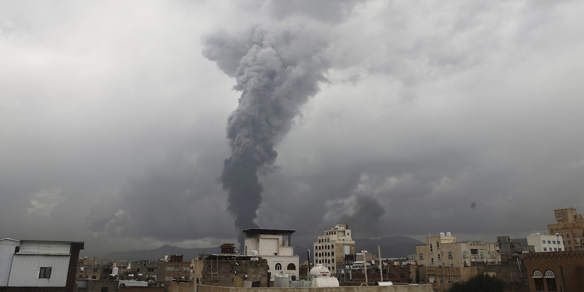 Israele ha bombardato la capitale yemenita Sana’a per la seconda volta in cinque giorni