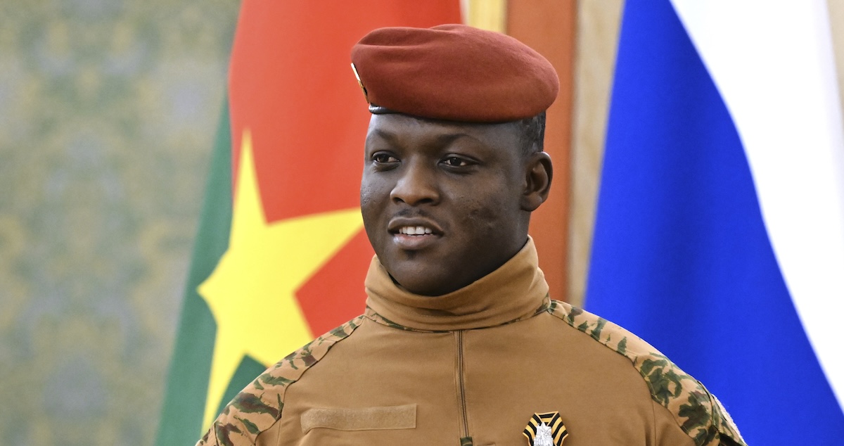 Il Burkina Faso ha reso illegale l’omosessualità