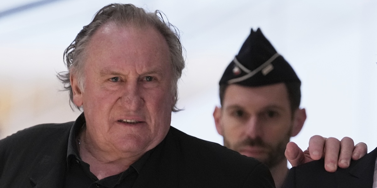 L’attore francese Gérard Depardieu sarà processato anche per stupro