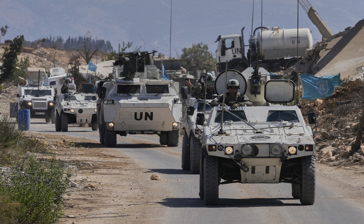 Israele ha sganciato quattro granate in una zona del Libano in cui stava lavorando parte del personale dell’UNIFIL