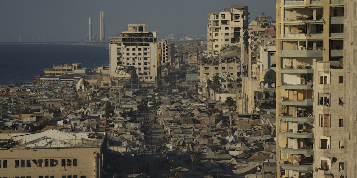 L’esercito israeliano ha detto che controlla il 40 per cento della città di Gaza